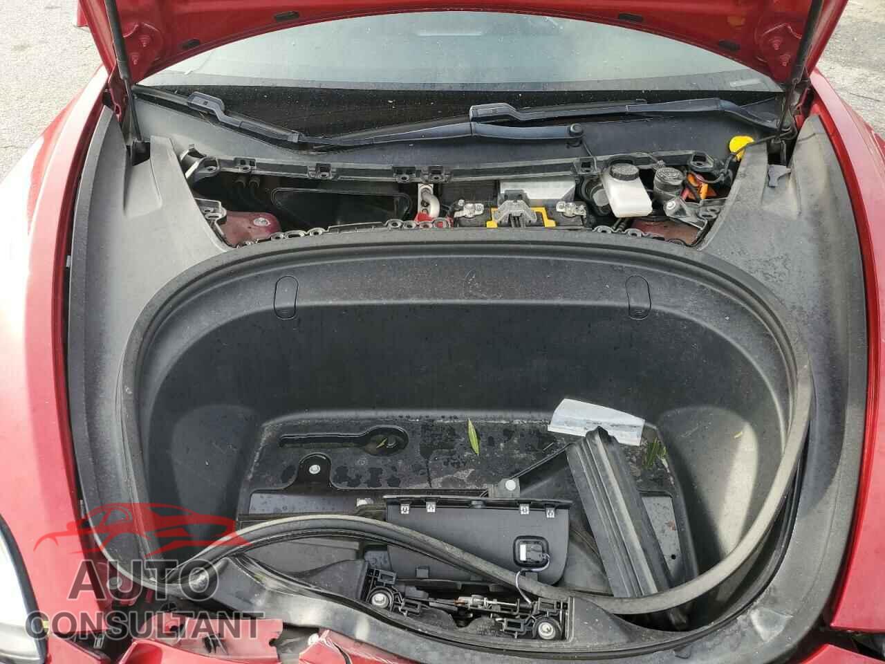 TESLA MODEL 3 2018 - 5YJ3E1EA0JF005403
