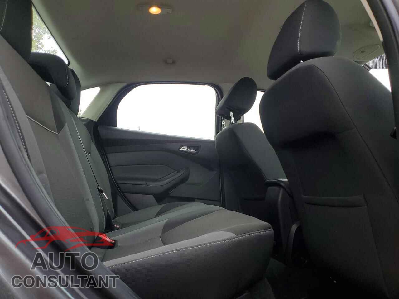 FORD FOCUS 2013 - 1FADP3F20DL127980