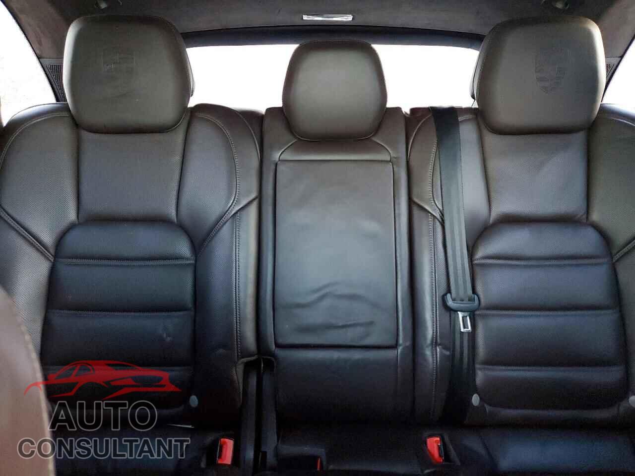 PORSCHE CAYENNE 2016 - WP1AD2A26GLA71926