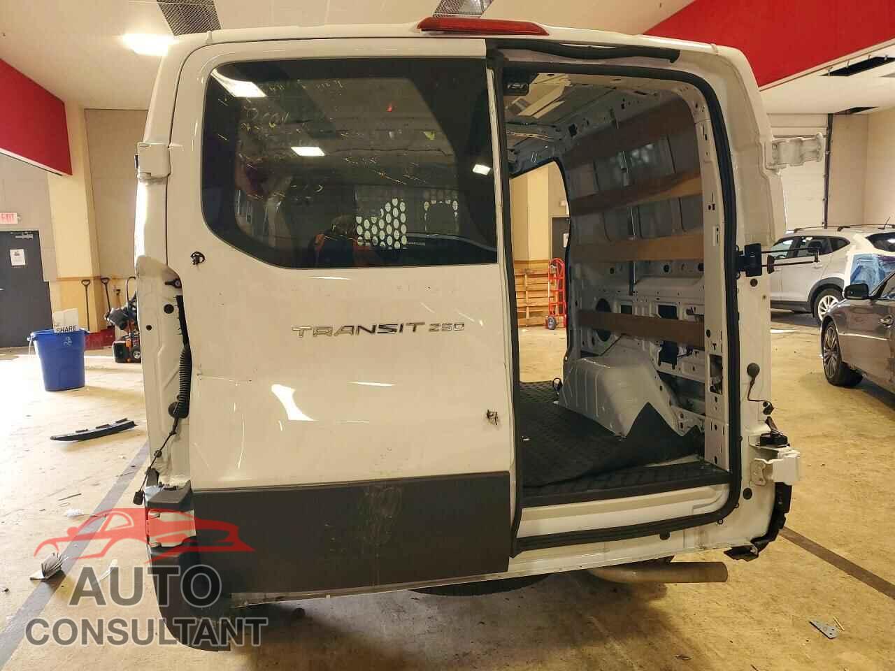 FORD TRANSIT 2025 - 1FTBR1Y87SKA53641
