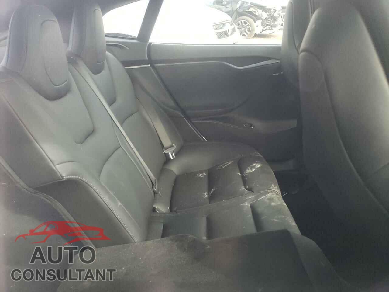 TESLA MODEL S 2020 - 5YJSA1E22LF356039