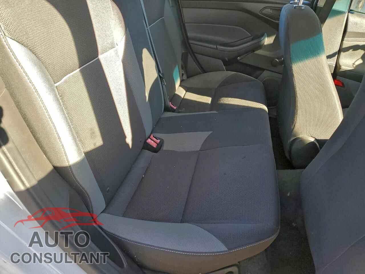 FORD FOCUS 2012 - 1FAHP3E27CL132028