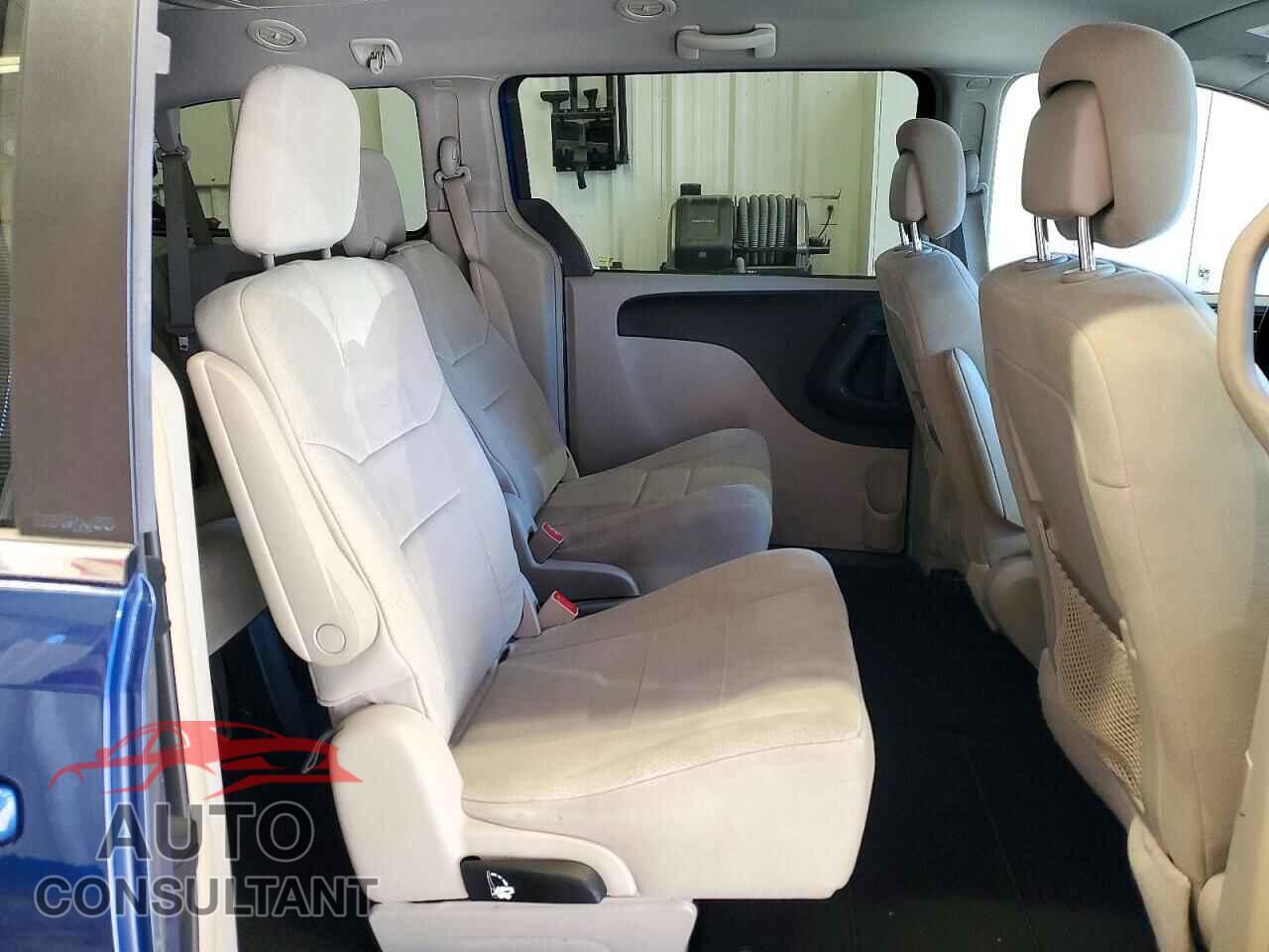 DODGE CARAVAN 2011 - 2D4RN5DG8BR656908
