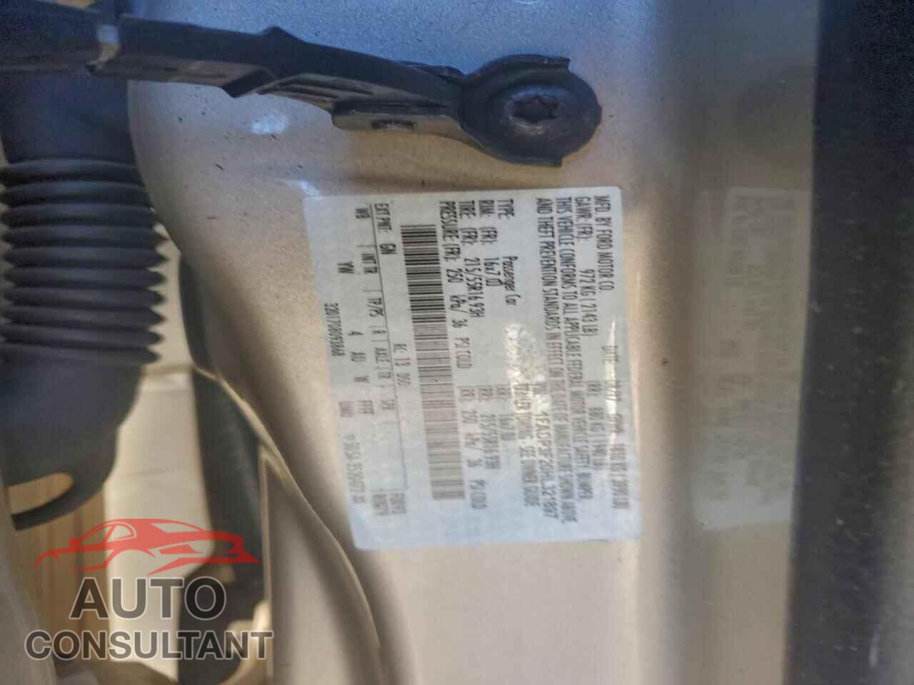 FORD FOCUS 2017 - 1FADP3F20HL321897