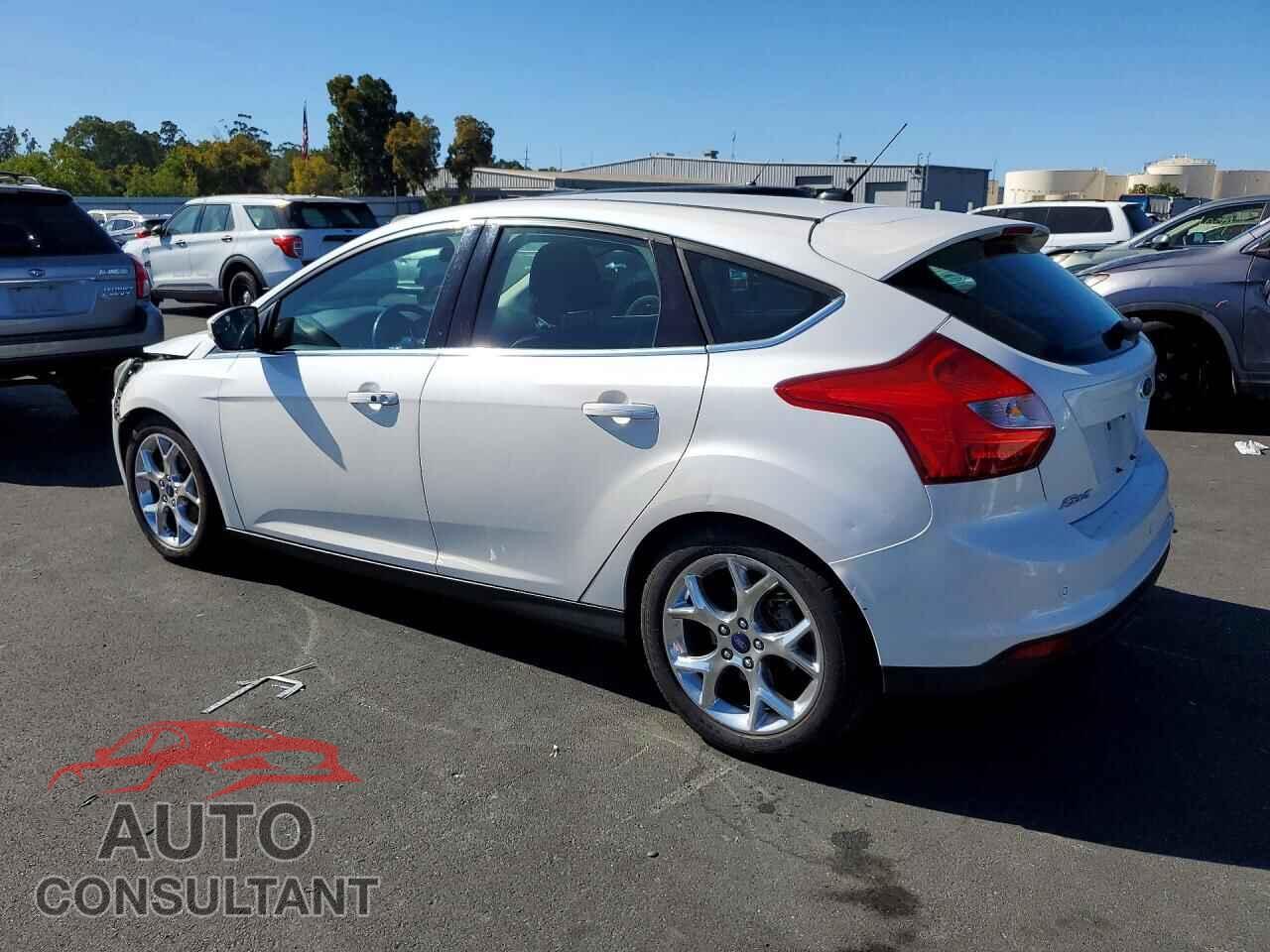 FORD FOCUS 2014 - 1FADP3N27EL421282