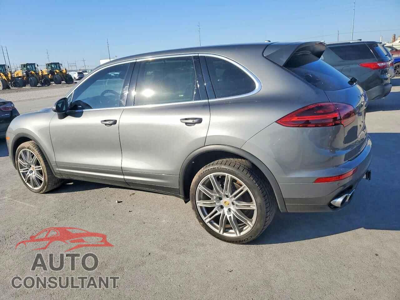 PORSCHE CAYENNE 2016 - WP1AB2A27GLA93648