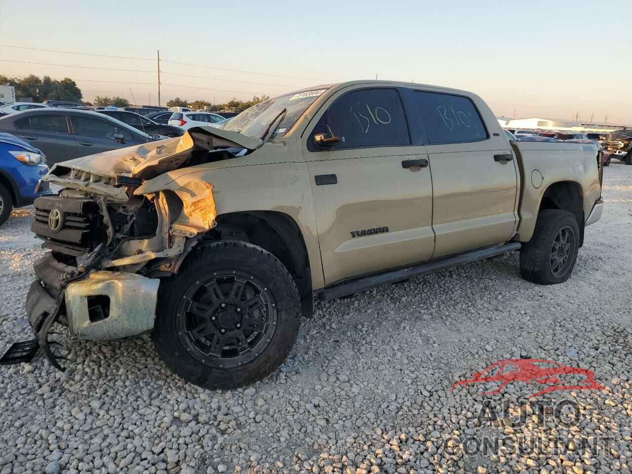 TOYOTA TUNDRA 2017 - 5TFDW5F10HX594945