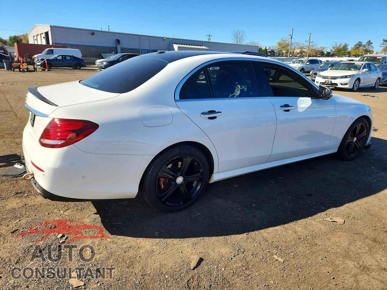 MERCEDES-BENZ E-CLASS 2017 - WDDZF4KB4HA097016