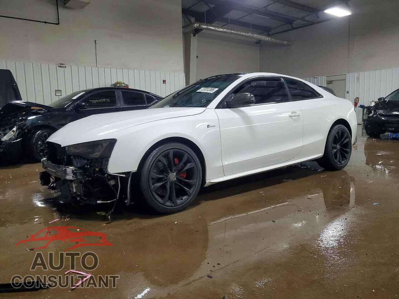 AUDI S5/RS5 2013 - WAUCGAFR0DA011761