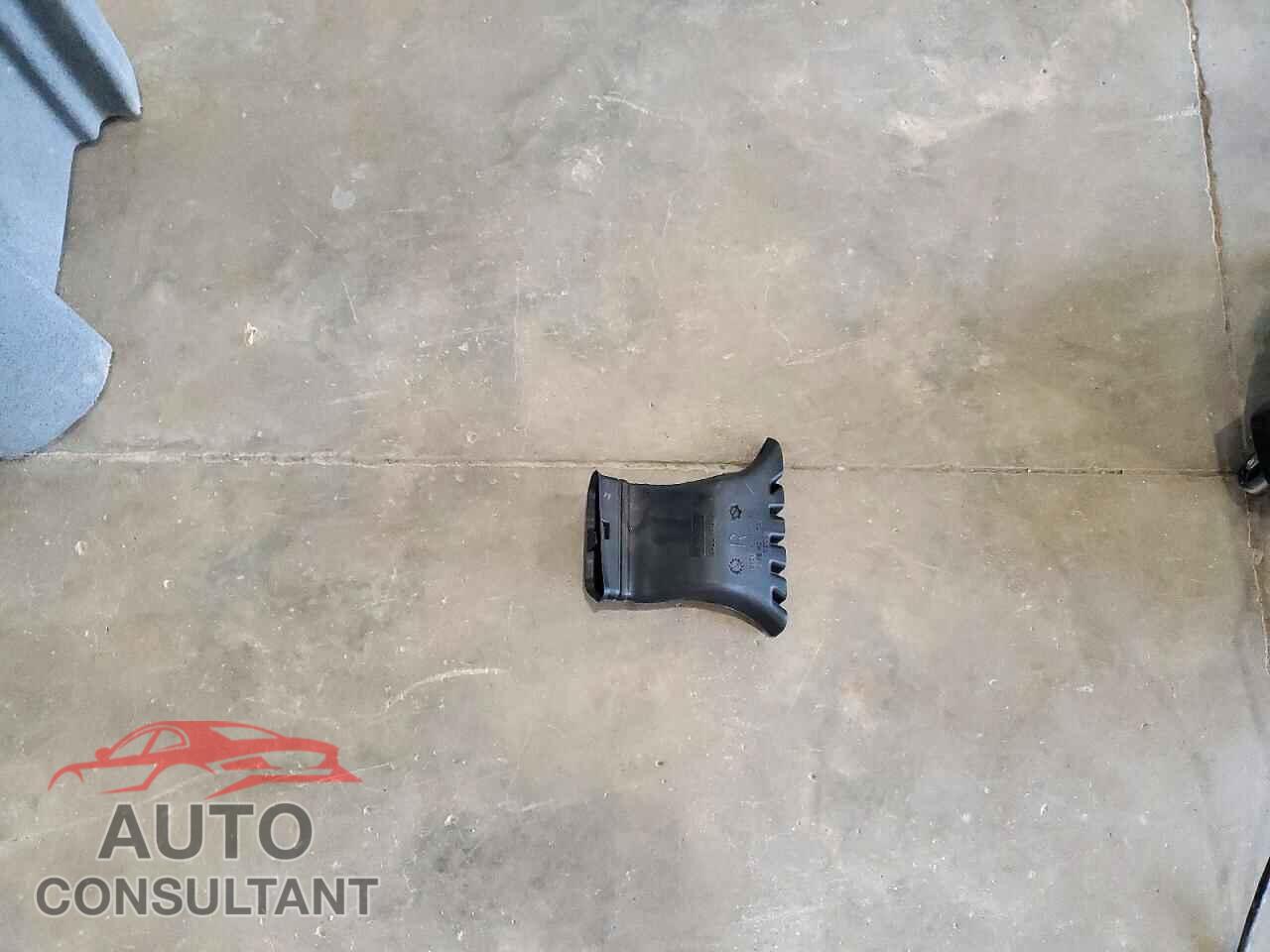 FORD FOCUS 2017 - 1FADP3N20HL308181
