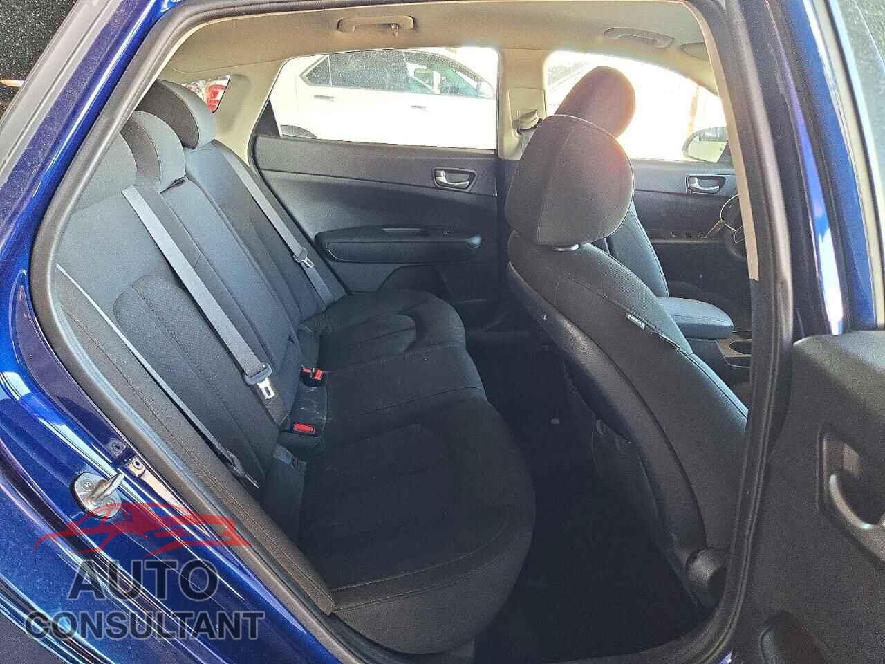 KIA OPTIMA 2017 - 5XXGT4L39HG176798