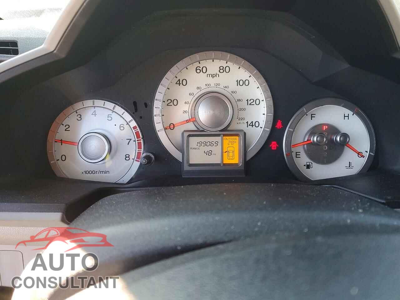 HONDA PILOT 2011 - 5FNYF4H48BB105535