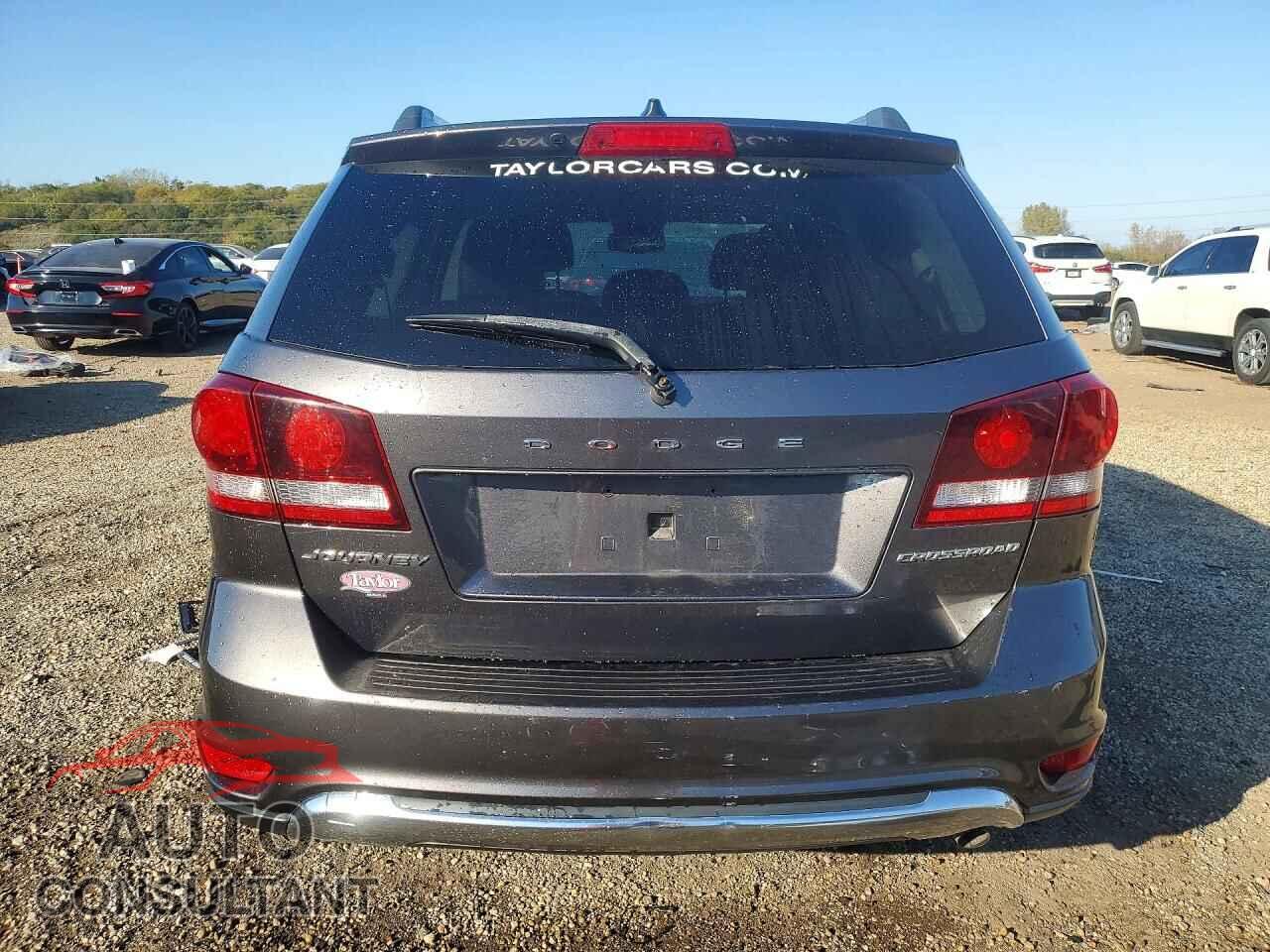 DODGE JOURNEY 2017 - 3C4PDCGB8HT582486