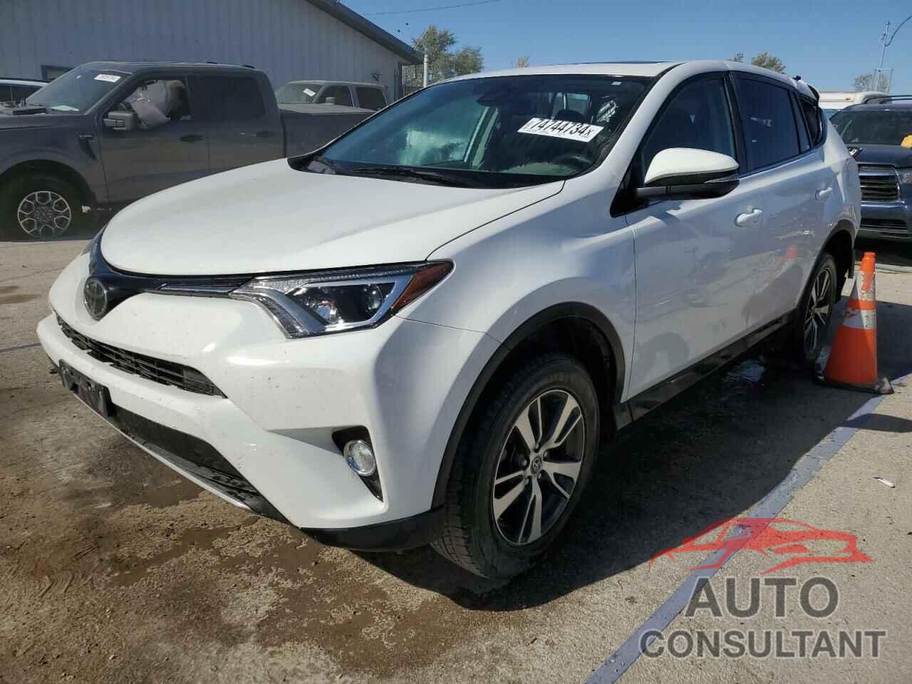 TOYOTA RAV4 2018 - 2T3RFREV5JW790102