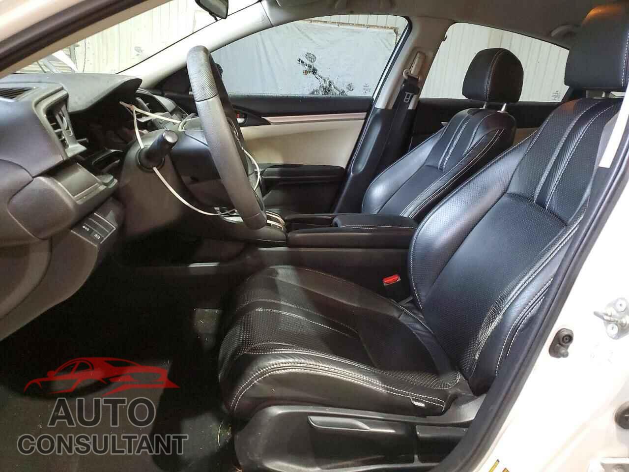HONDA CIVIC 2017 - 19XFC2F50HE057561