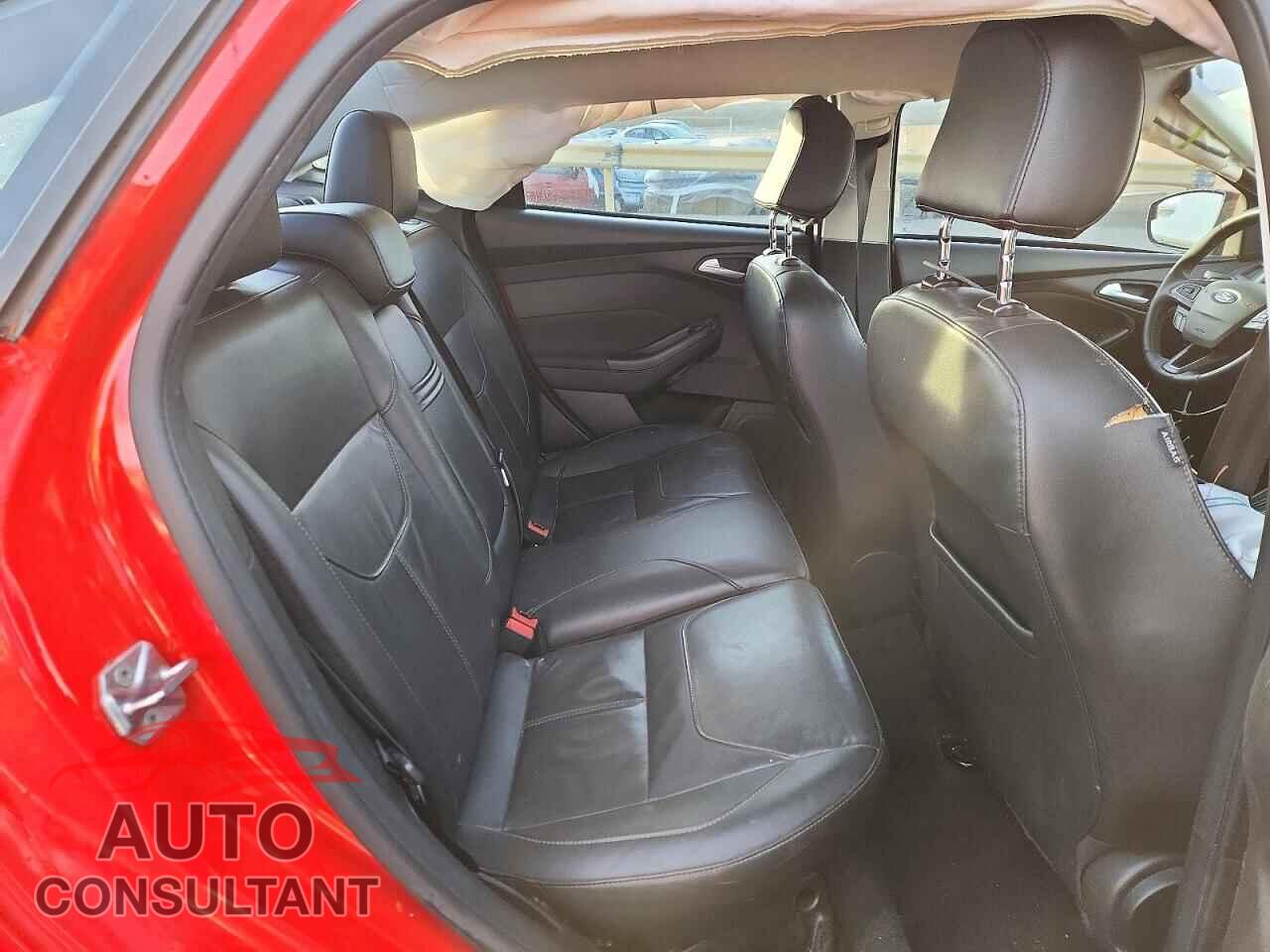 FORD FOCUS 2016 - 1FADP3F21GL361761