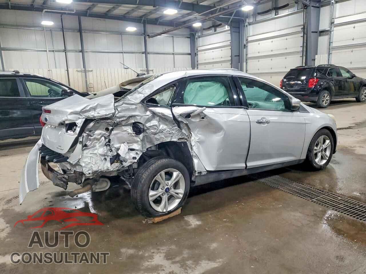 FORD FOCUS 2013 - 1FADP3F22DL341076