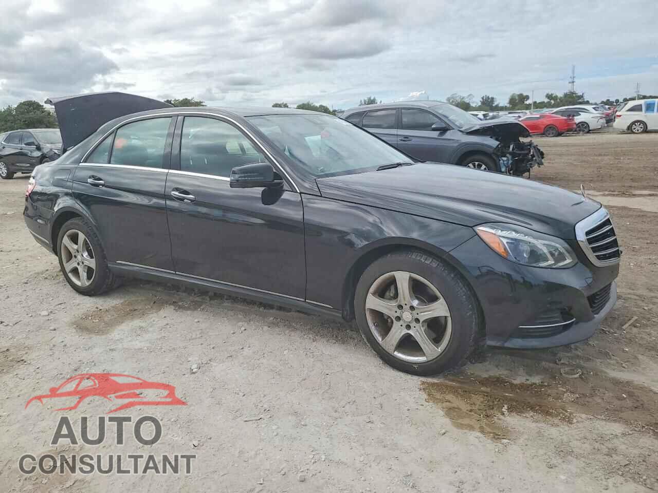 MERCEDES-BENZ E-CLASS 2014 - WDDHF5KB3EA851004