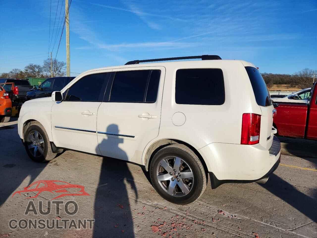 HONDA PILOT 2014 - 5FNYF4H97EB010271
