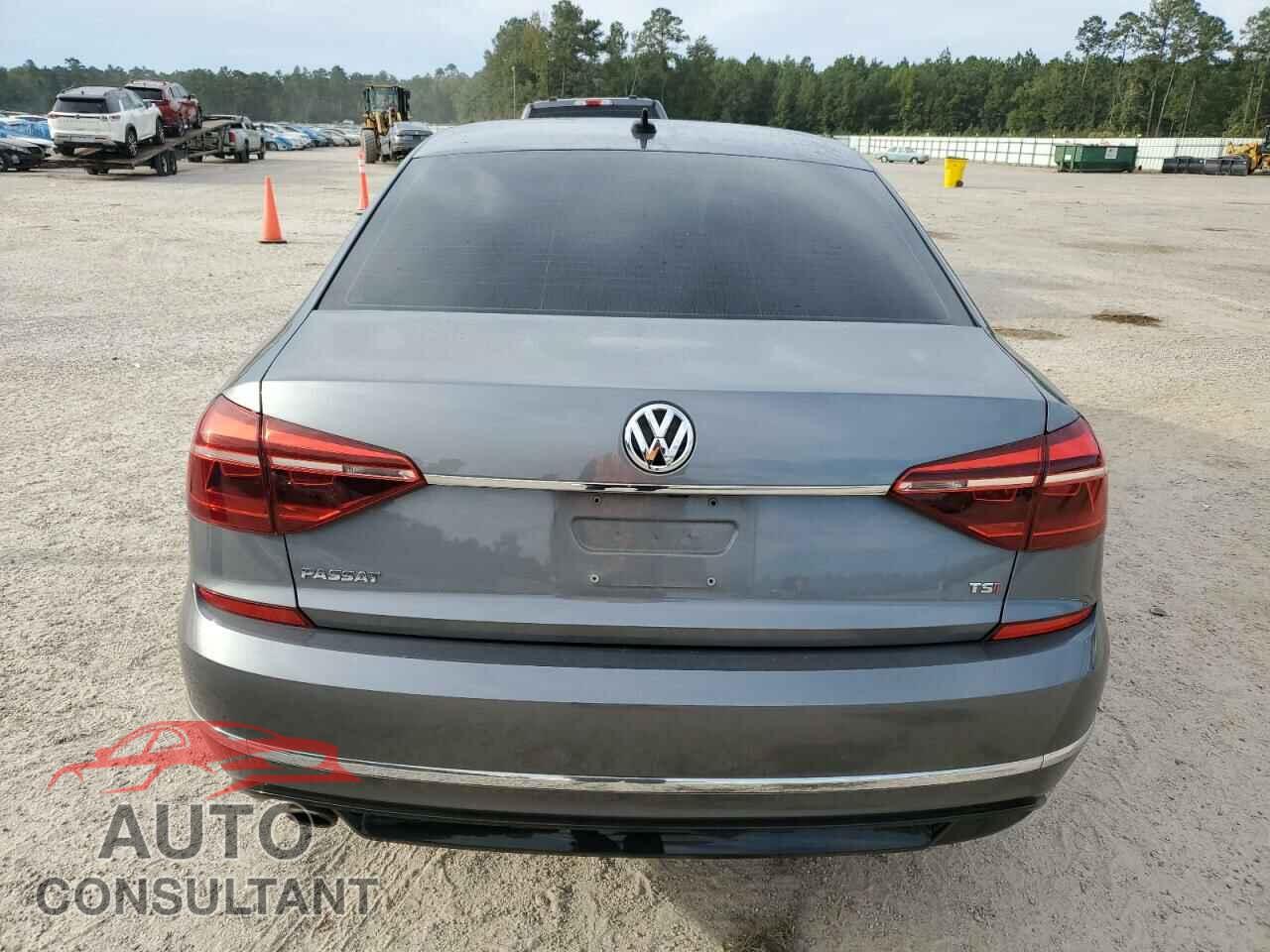 VOLKSWAGEN PASSAT 2017 - 1VWDT7A37HC045504