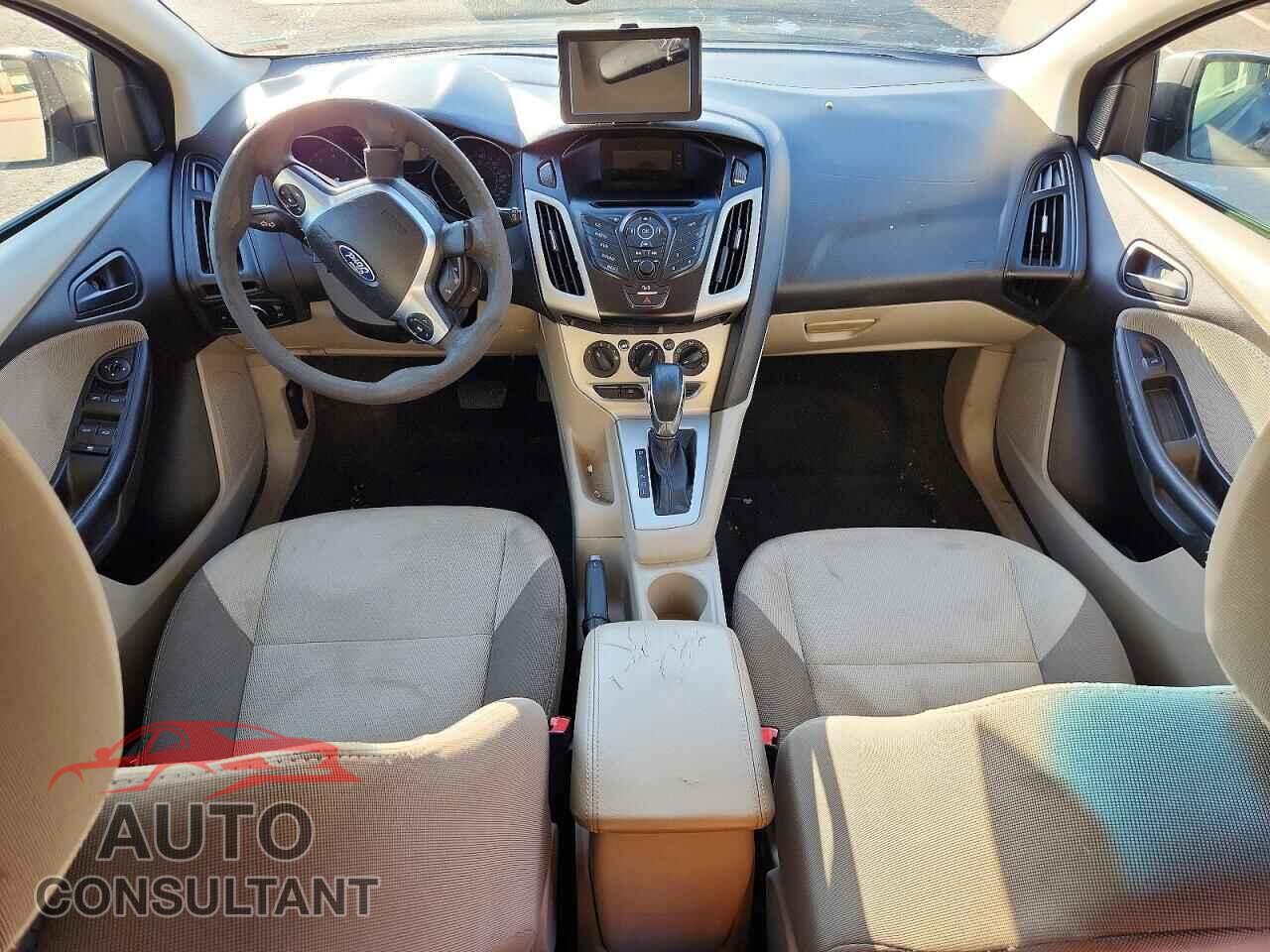 FORD FOCUS 2012 - 1FAHP3K26CL433393
