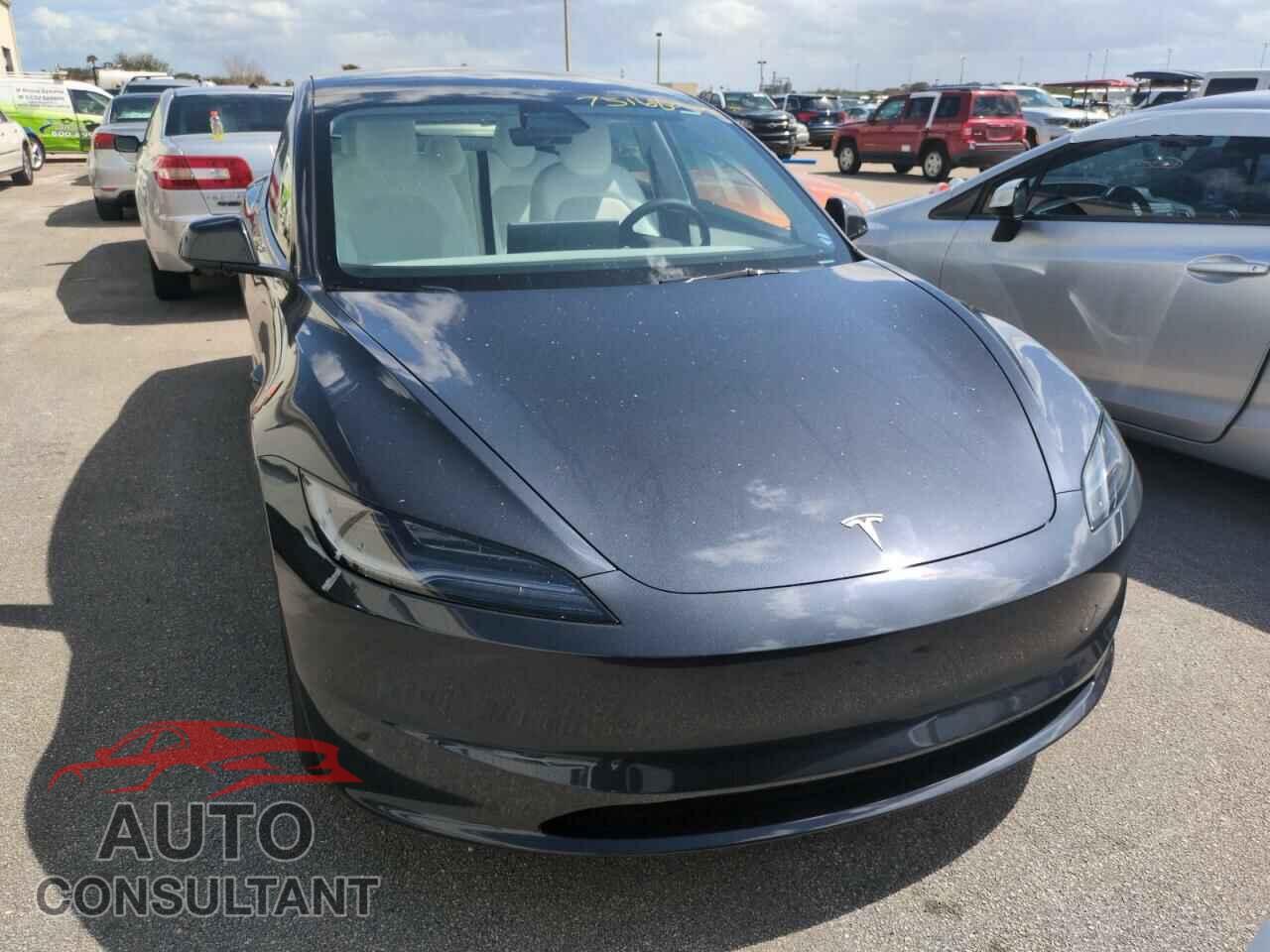 TESLA MODEL 3 2024 - 5YJ3E1EA0RF800401
