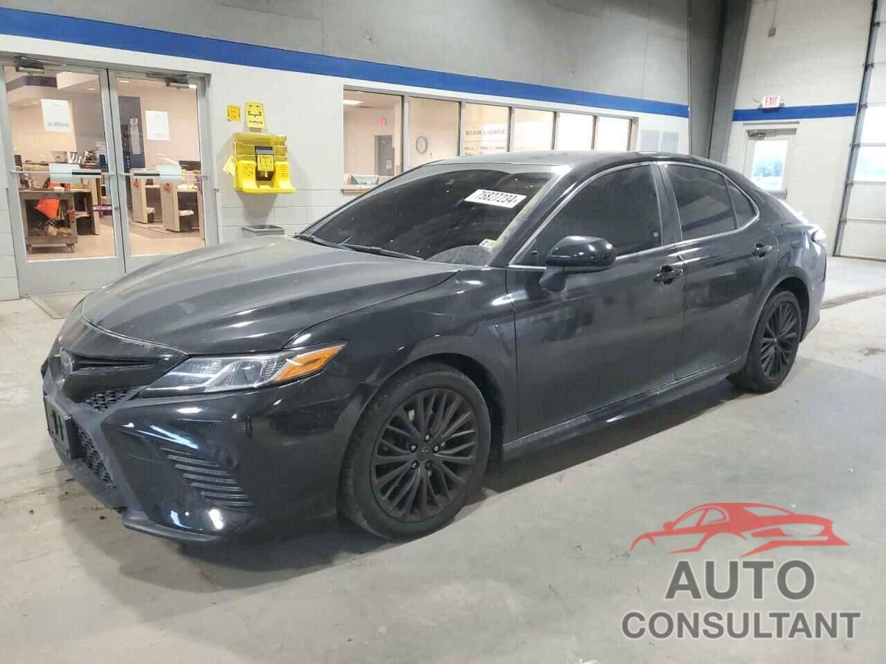 TOYOTA CAMRY 2018 - JTNB11HK6J3018368