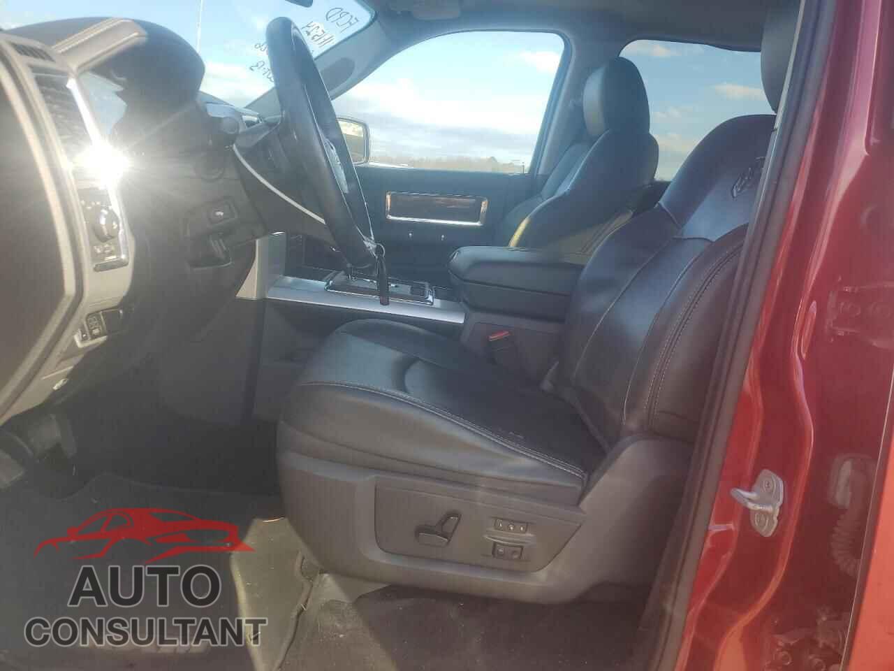 DODGE RAM 1500 2012 - 1C6RD7NT3CS272226