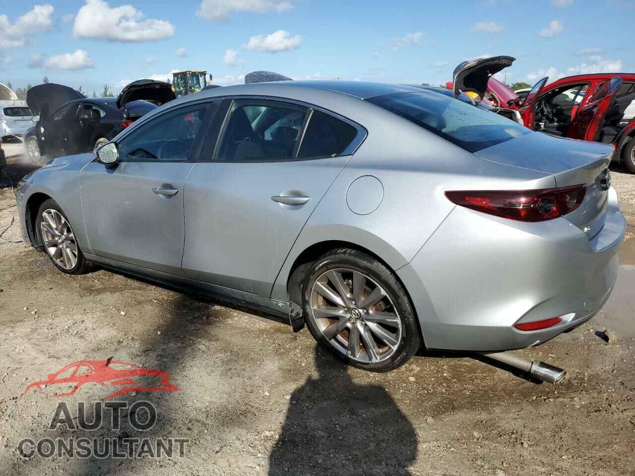 MAZDA 3 2020 - 3MZBPACL8LM115167