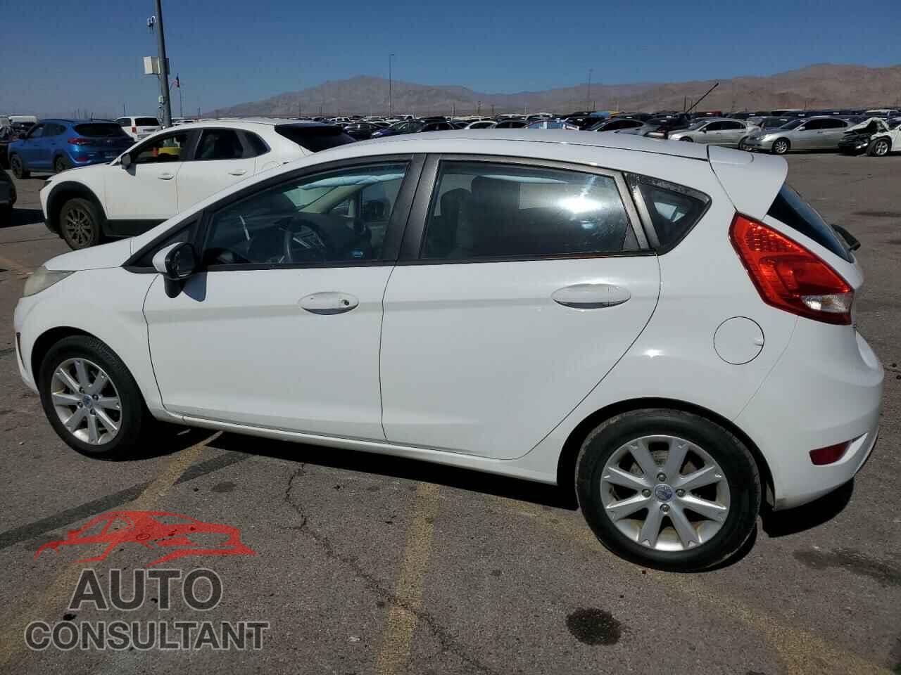 FORD FIESTA 2011 - 3FADP4EJ4BM164203