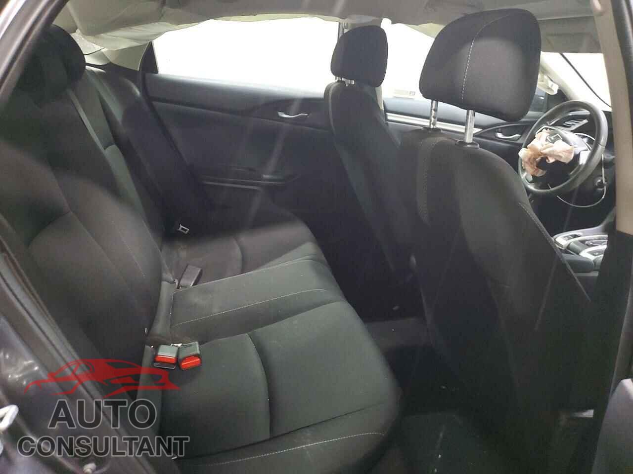 HONDA CIVIC 2019 - 2HGFC2F65KH584128