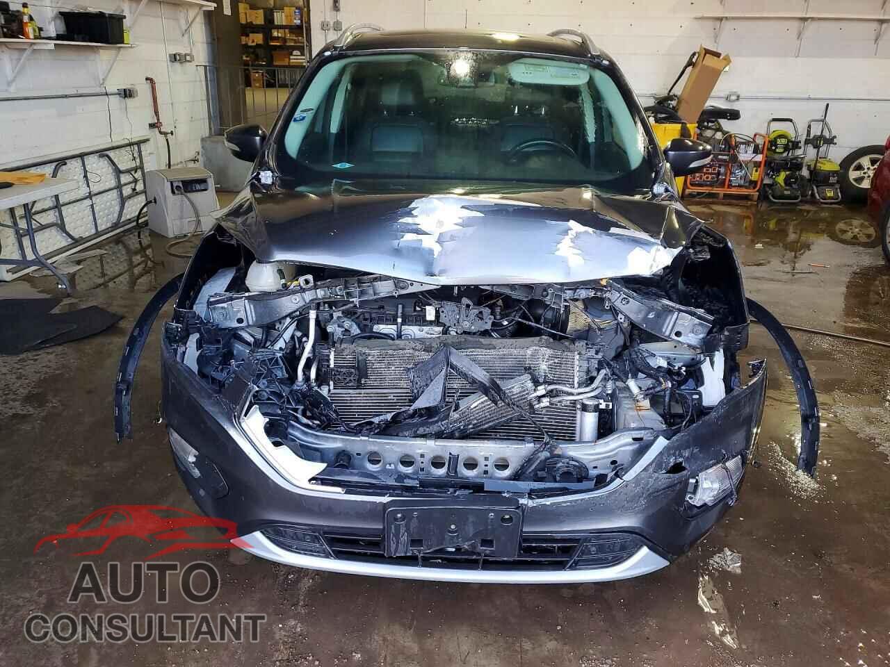 FORD ESCAPE 2017 - 1FMCU0JD1HUE44216