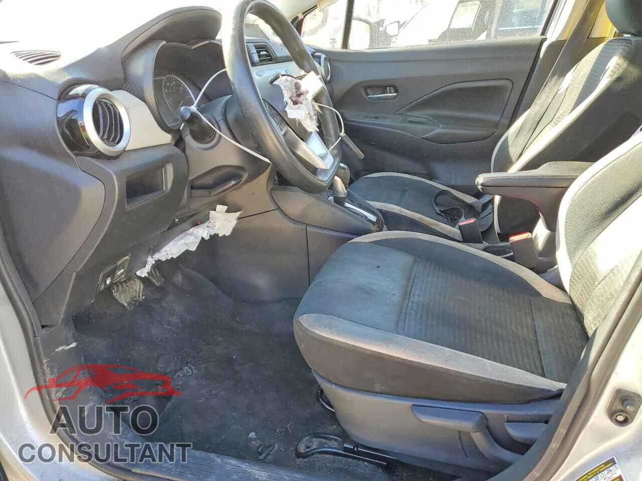 NISSAN VERSA 2020 - 3N1CN8EVXLL804012
