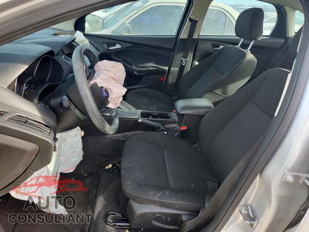 FORD FOCUS 2017 - 1FADP3F25HL295877