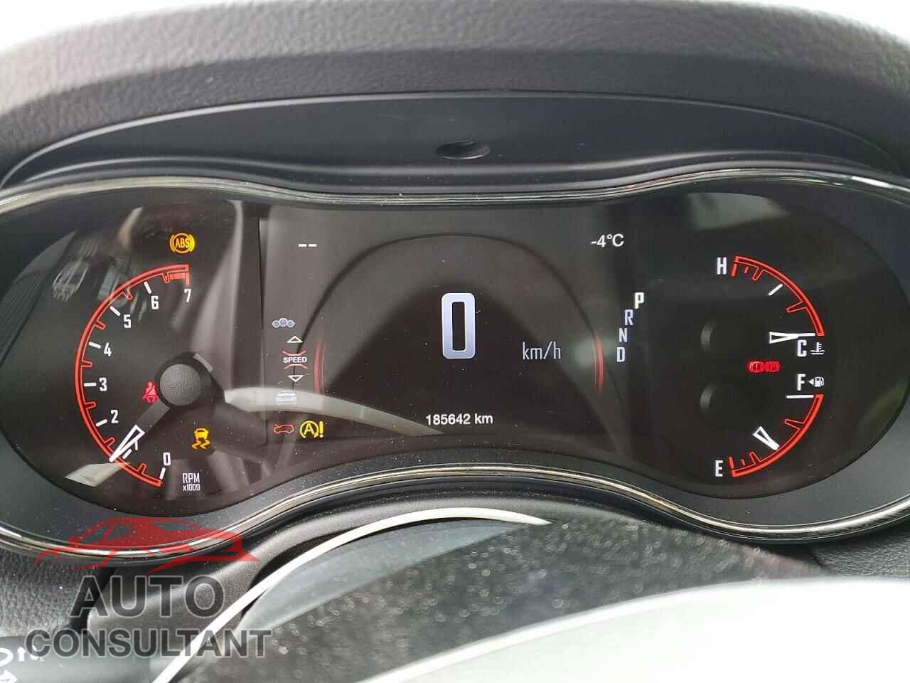 DODGE DURANGO 2018 - 1C4RDJDG2JC415071