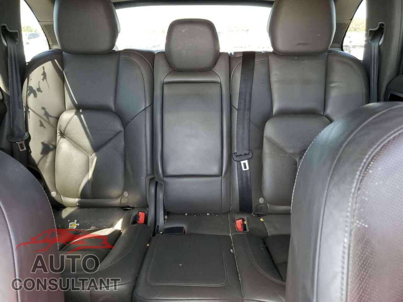 PORSCHE CAYENNE 2016 - WP1AB2A20GLA93782