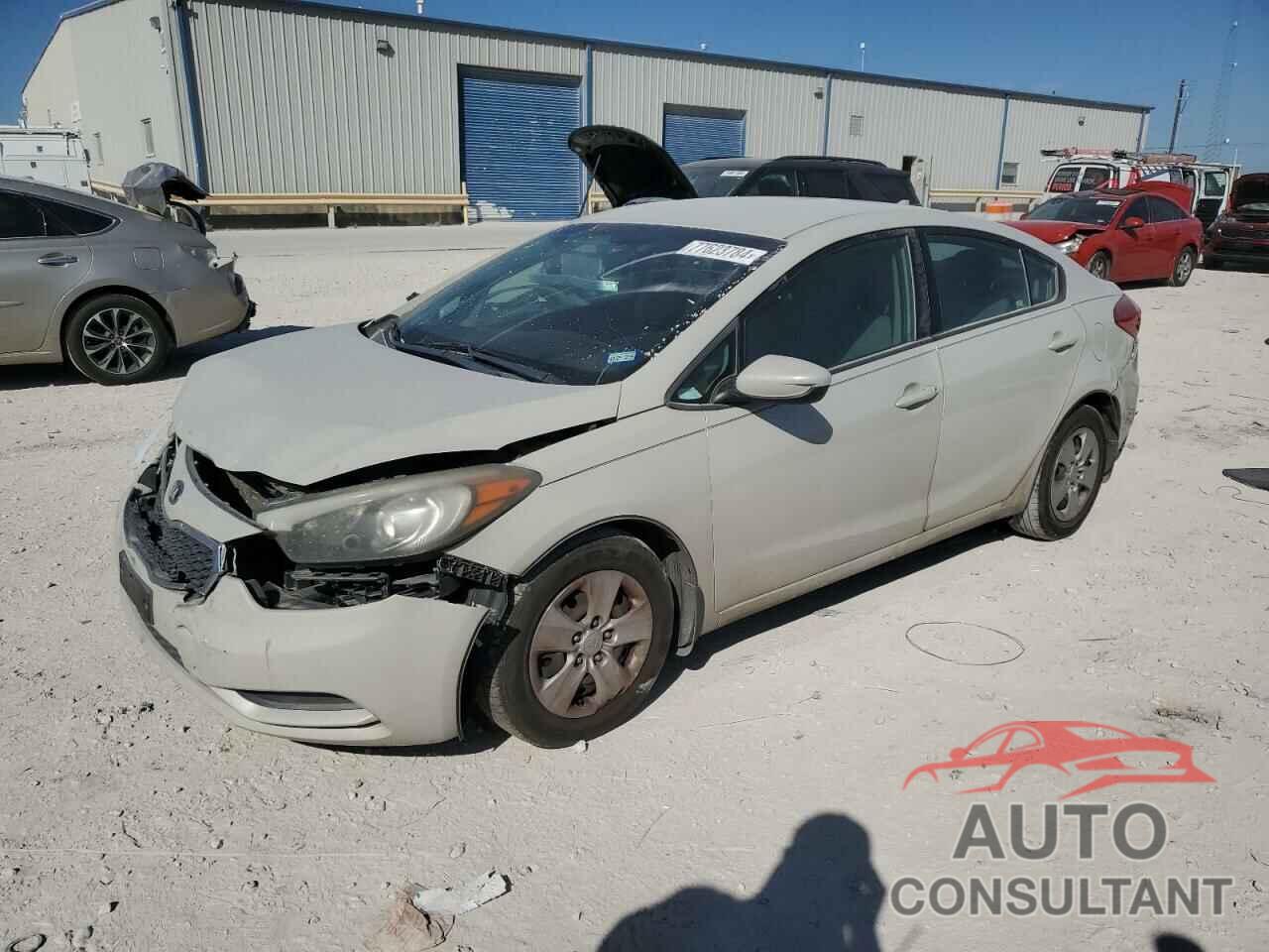 KIA FORTE 2015 - KNAFK4A67F5372670