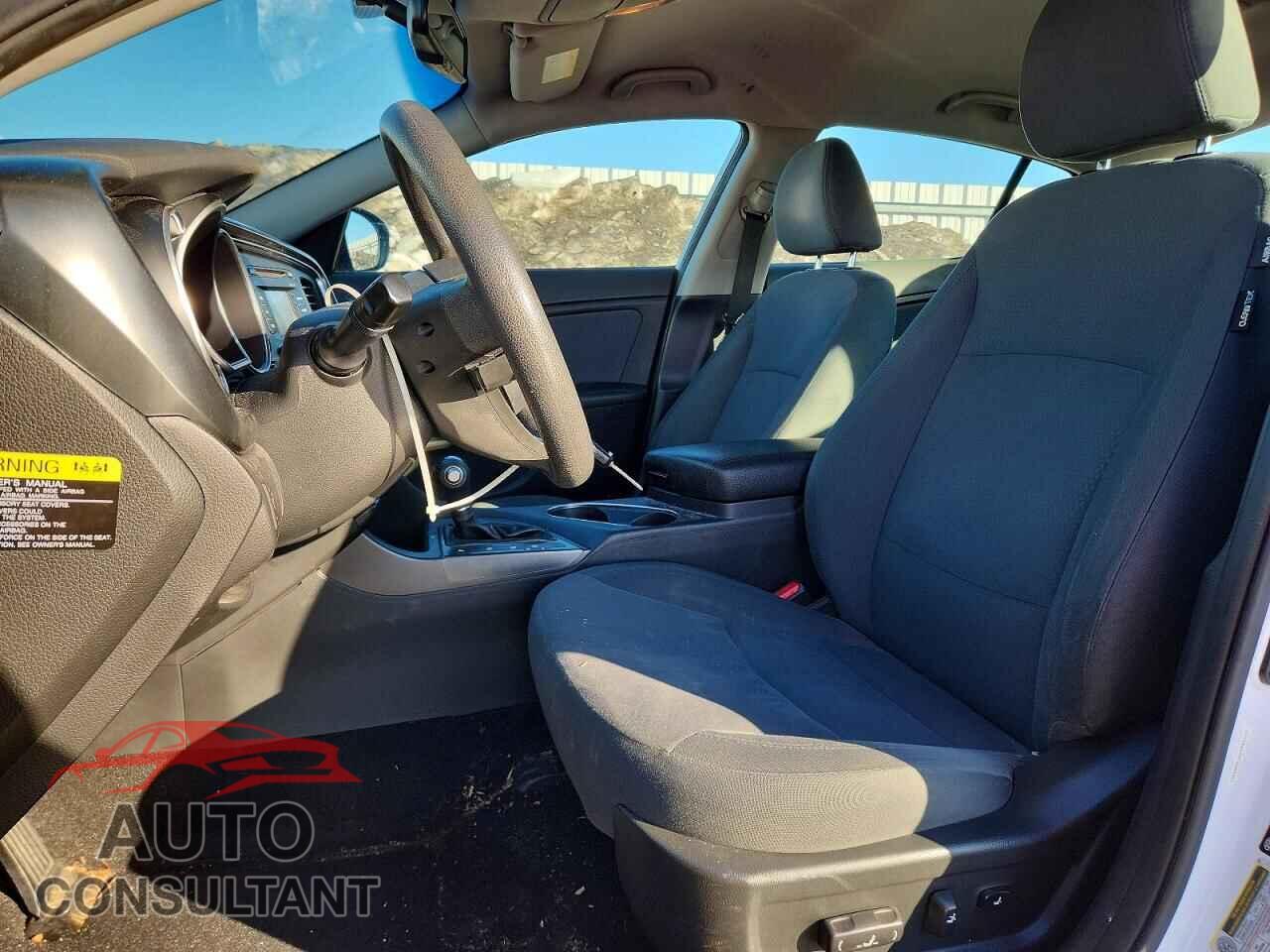 KIA OPTIMA 2015 - 5XXGM4A70FG486421