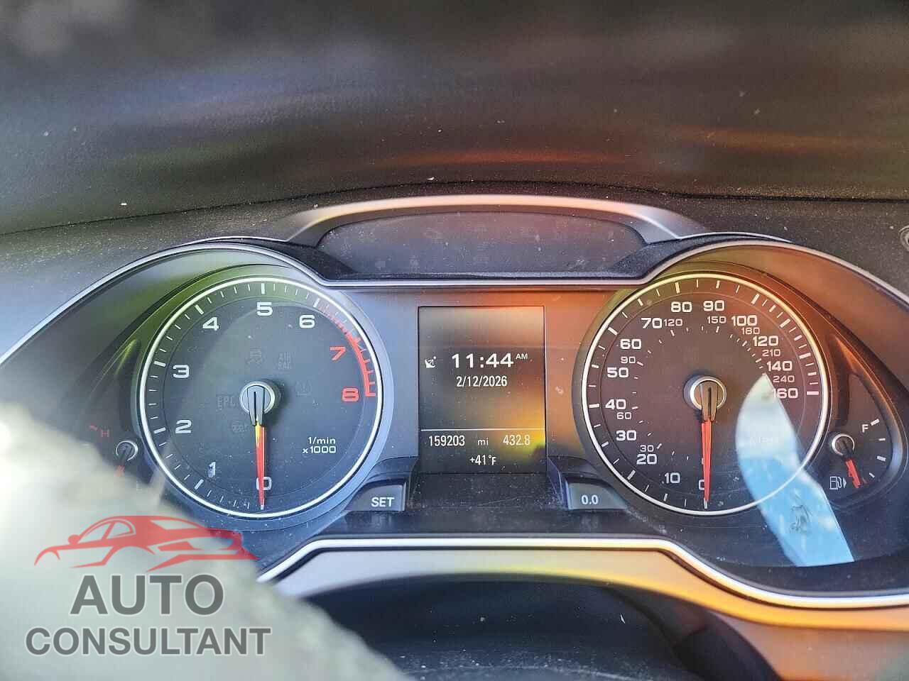 AUDI A4 2014 - WAUFFAFL8EA006174