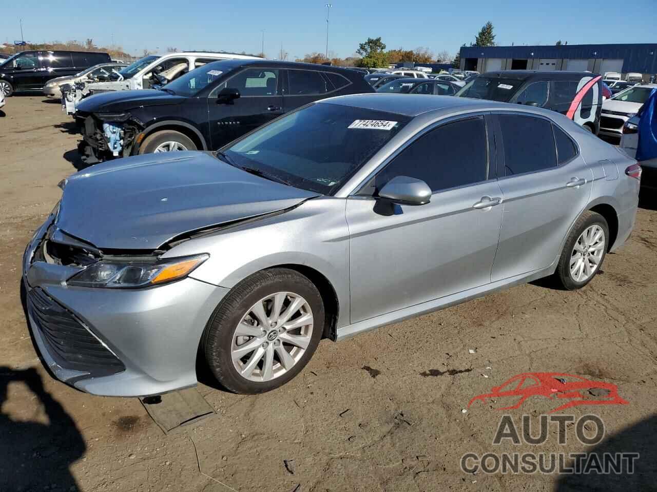 TOYOTA CAMRY 2018 - 4T1B11HK2JU102133