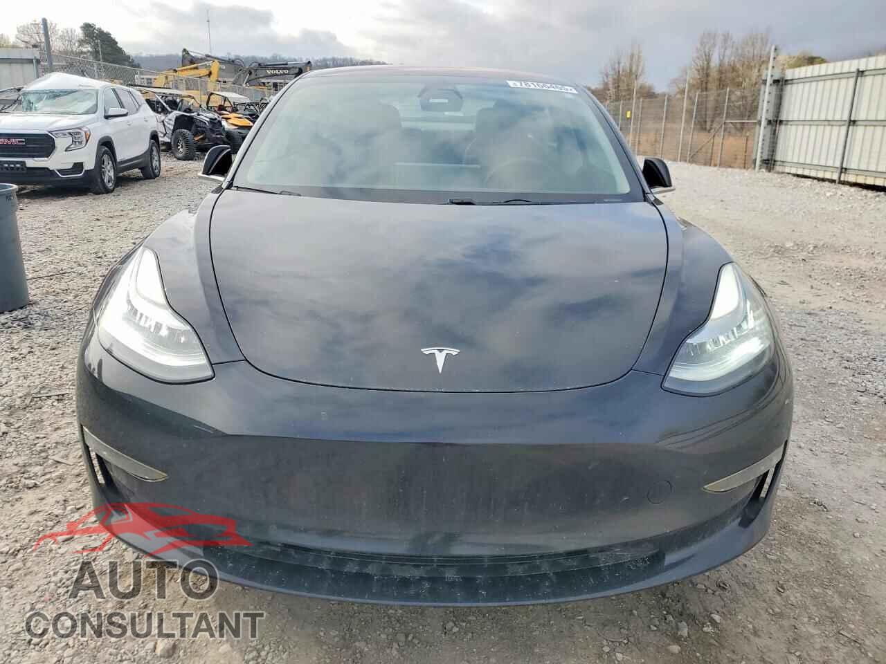 TESLA MODEL 3 2018 - 5YJ3E1EA7JF033800