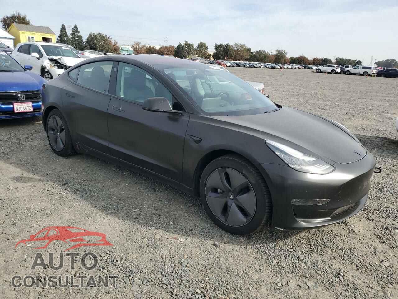 TESLA MODEL 3 2018 - 5YJ3E1EA8JF153069