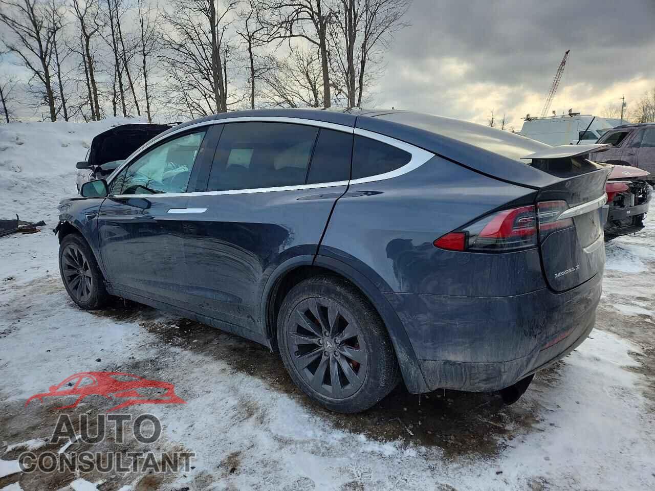 TESLA MODEL X 2018 - 5YJXCBE49JF137079