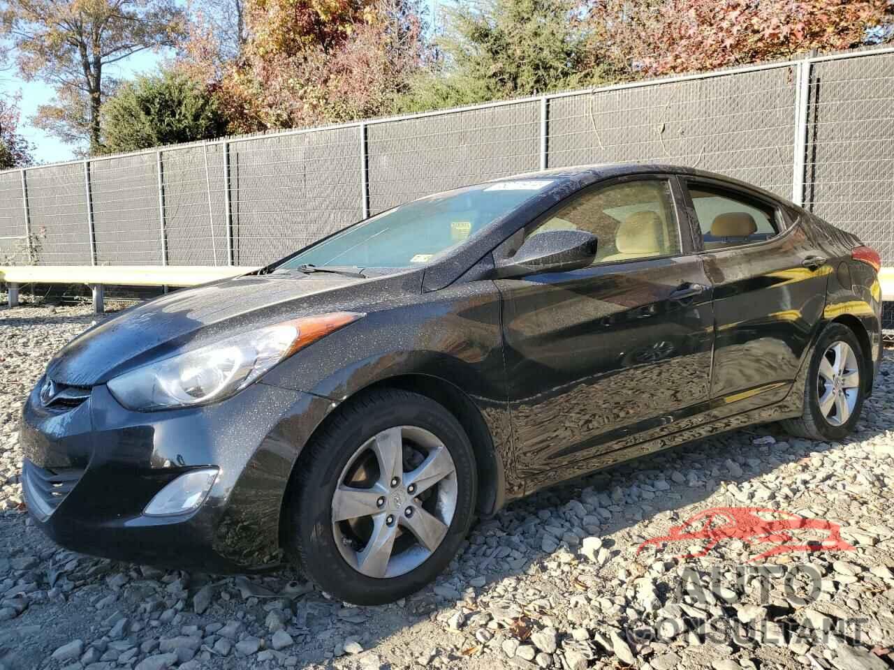 HYUNDAI ELANTRA 2012 - 5NPDH4AE8CH132068