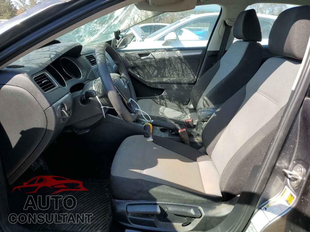 VOLKSWAGEN JETTA 2017 - 3VW2B7AJ1HM251957