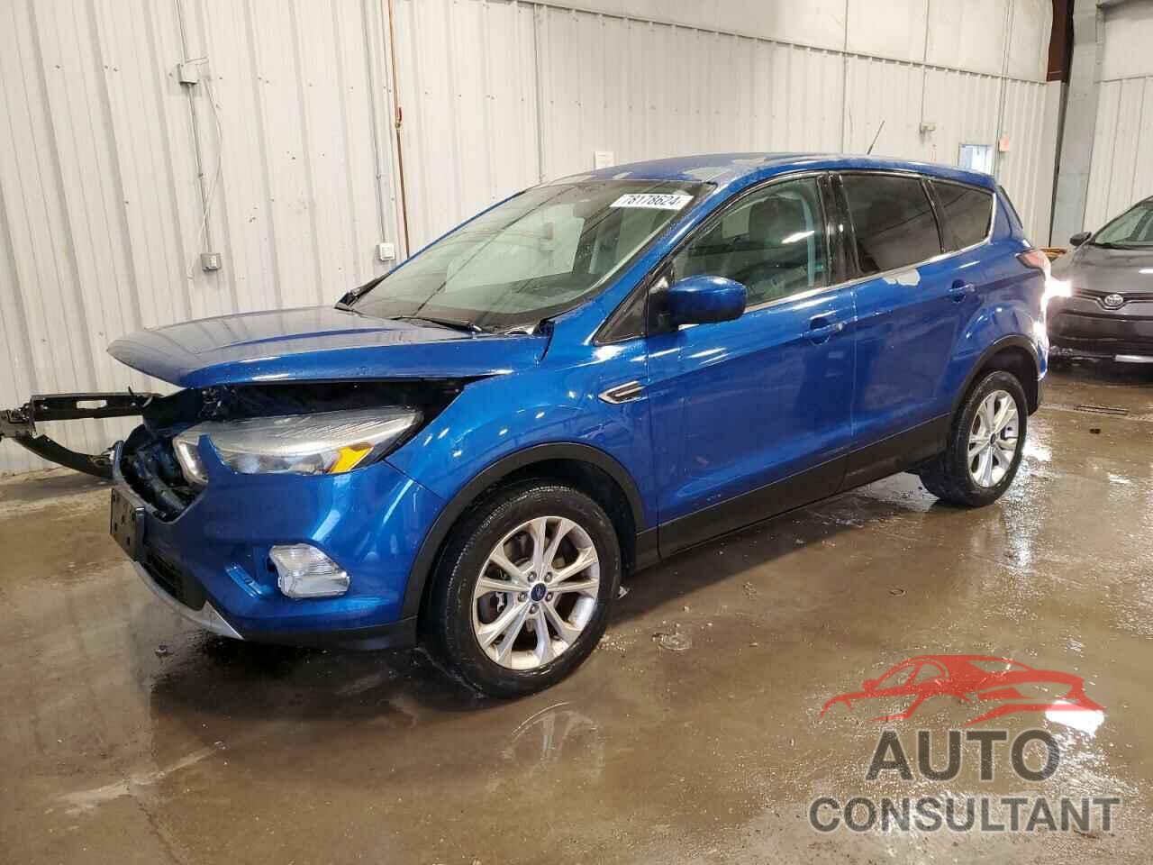 FORD ESCAPE 2017 - 1FMCU9G93HUA18132