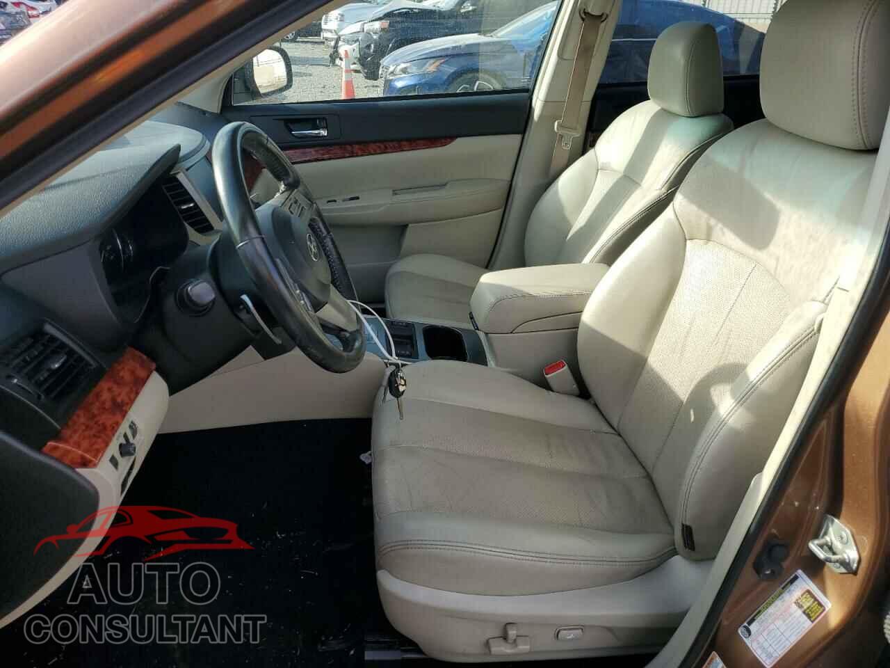 SUBARU OUTBACK 2011 - 4S4BRBLC2B3326282