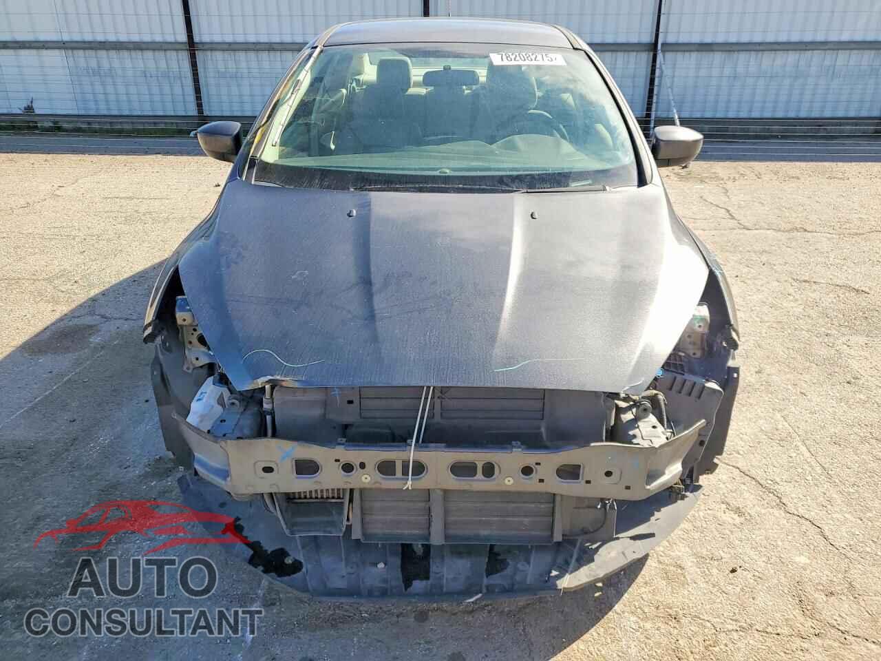 FORD FOCUS 2018 - 1FADP3FE0JL205504