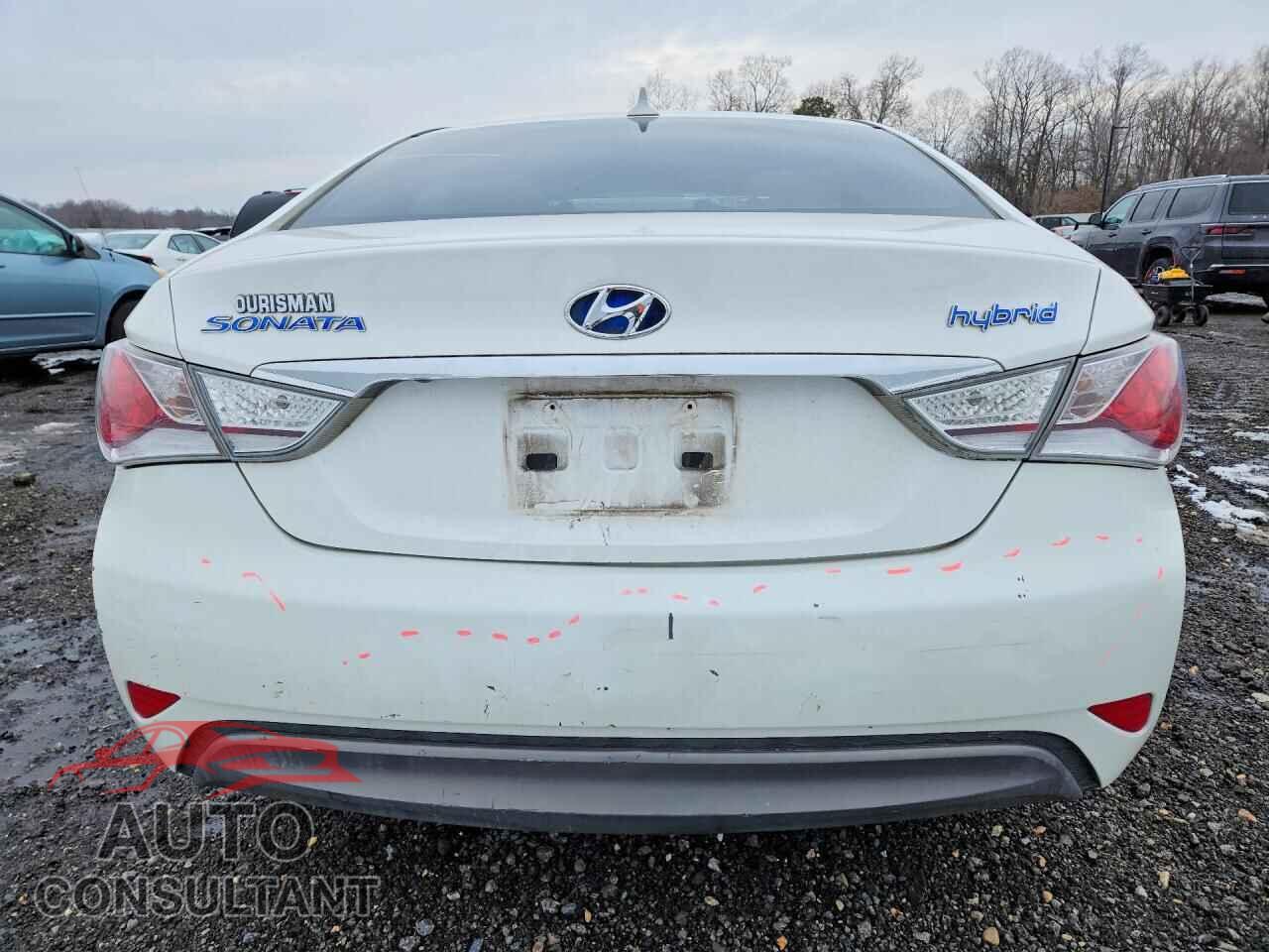 HYUNDAI SONATA 2012 - KMHEC4A48CA044103