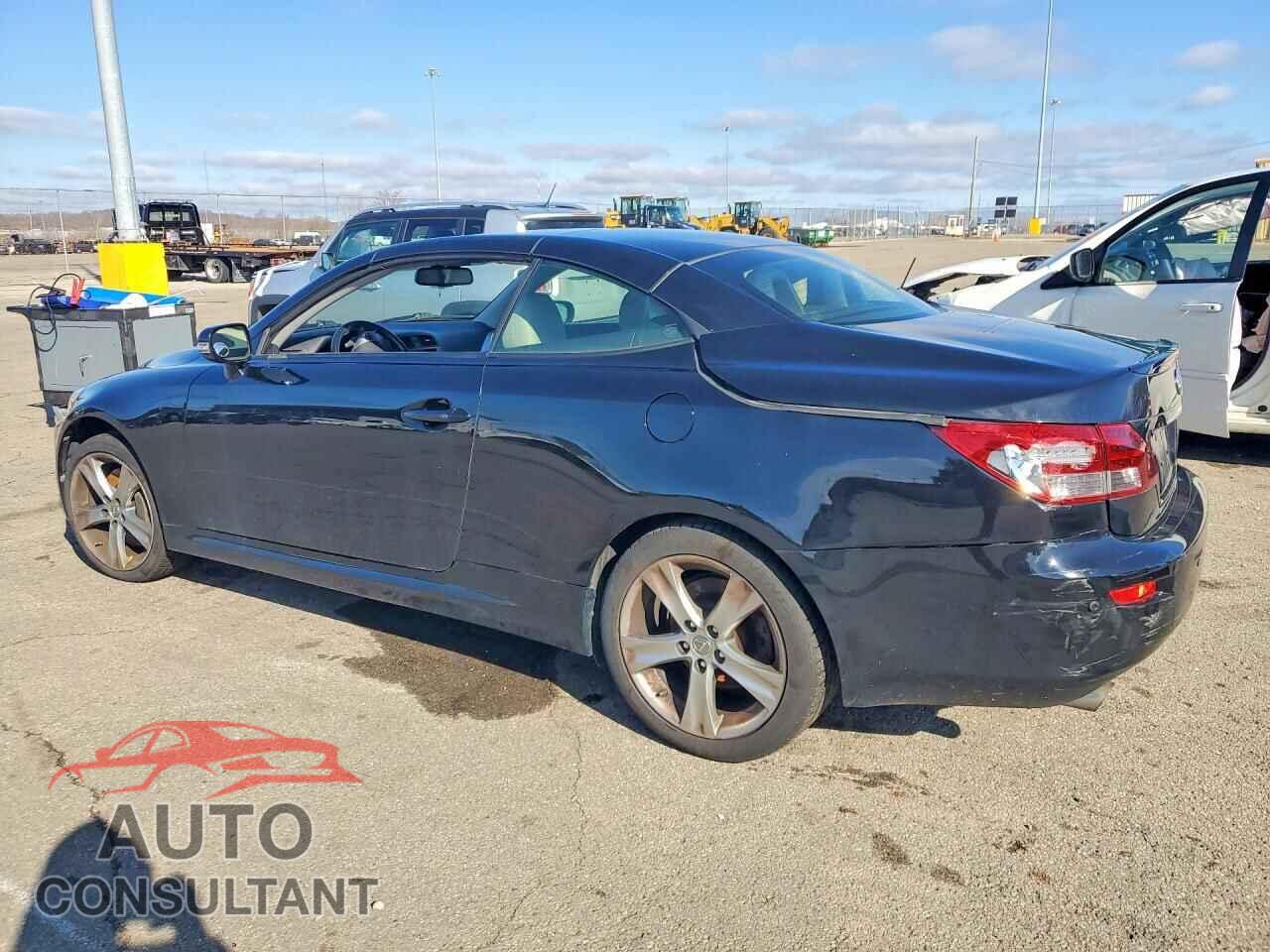 LEXUS IS 2013 - JTHFE2C27D2508950